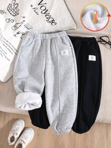 SHEIN Playful Pals 小男孩 2 件組休閒寬鬆運動長褲，字母貼布設計，輕盈柔軟面料，適合秋季上學、日常、公園與度假外出穿著 - 彩色 - 查看 6