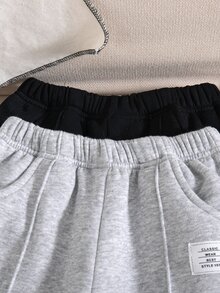 SHEIN Playful Pals 小男孩 2 件組休閒寬鬆運動長褲，字母貼布設計，輕盈柔軟面料，適合秋季上學、日常、公園與度假外出穿著 - 彩色 - 查看 3