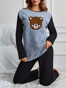 SHEIN طقم بيجامة كاجوال علوي مزين بتطريز دب مع لوحة متباينة ناعمة وبنطال - الأسود - مشاهدة 4