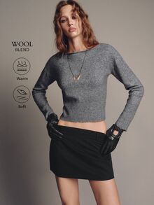 MOTF PREMIUM SWEATER MINIMALIS DASAR DENGAN LEHER PERAHU, POTONGAN PAS BADAN, DAN PAS BADAN - Grey - View 4