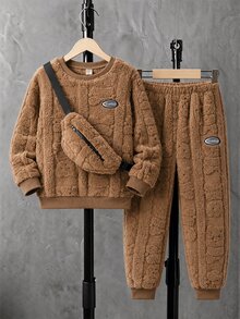 SHEIN Mirajuku 大童暖心抓絨內裡運動衫套裝，紋理毛絨套頭衫與慢跑長褲，附斜跨包 - 咖啡棕 - 查看 9