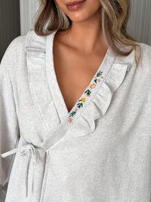 SHEIN Cottnline طقم ملابس منزلية رمادي فاتح بأكمام طويلة مع تطريز على الياقة وتفاصيل ربطة أمامية، كاجوال لطيف ومحتشم للنوم والخريف - وردي مغبر - مشاهدة 4