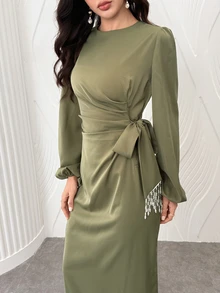 Al Najma Spring/Autumn Fashion Elegant Commuter Round Neck Lantern Sleeve Ruched Tie Design Back Slit Pearl Tassel Soft Date Women's Dress - Green - View 4