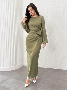 Al Najma Spring/Autumn Fashion Elegant Commuter Round Neck Lantern Sleeve Ruched Tie Design Back Slit Pearl Tassel Soft Date Women's Dress - Green - View 8