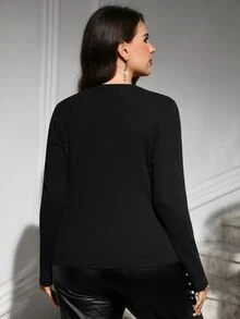Reflora 大尺碼女款優雅黑色長袖T恤，秋冬款，彈性舒適，對比領花卉細節，適合雞尾酒會、晚宴、約會之夜 - 黑色 - 查看 2