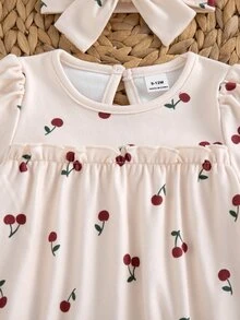 SHEIN Infant Autumn/Winter Versatile Minimalist Cute Cherry Pattern Round Neck Long Sleeve Romper And Dark Red Socks - Red - View 10