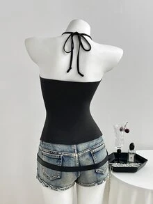 Elamini Tank Top Wanita Kasual dengan Hiasan Mutiara dan Motif Lingkaran Berongga, Model Halter Neck - Hitam - View 2