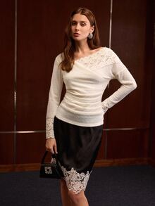 MOTF PREMIUM KAOS WANITA ELEGAN DENGAN RENDA KONTRAST MODE - Aprikot - View 6