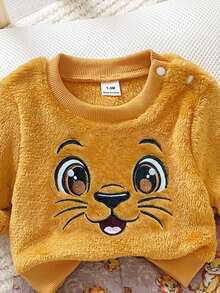SHEIN 2pcs Set Newborn Autumn/Winter Yellow & Purple Contrast Color Cute Cartoon Lion Embroidered Round Neck Plush Long Sleeve Pullover Top & All-Over Lion & Star Print Cuffed Pants Set, Loose Fit Comfortable Baby Boy Autumn/Winter Plush Outfit - Yellow - View 5