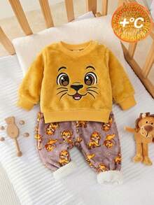 SHEIN 2pcs Set Newborn Autumn/Winter Yellow & Purple Contrast Color Cute Cartoon Lion Embroidered Round Neck Plush Long Sleeve Pullover Top & All-Over Lion & Star Print Cuffed Pants Set, Loose Fit Comfortable Baby Boy Autumn/Winter Plush Outfit - Yellow - View 3