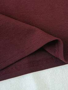 SHEIN Kids Tween Girl Slim Fit Casual Minimalist Comfortable Round Neck Half-Button Front Solid Color Long Sleeve T-Shirt - Burgundy - View 6