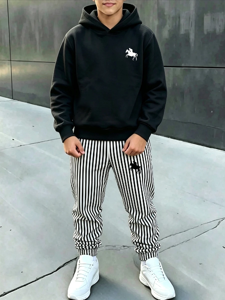 青少年男孩休閒舒適時尚極簡馬騎手圖標連帽衫與條紋運動長褲套裝,適合外出與運動,秋冬款 - 彩色 - 查看 1