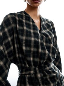 LYSMO Áo blazer len nữ tay dài dáng dơi họa tiết kẻ caro thanh lịch - Nhiều màu - Xem 4