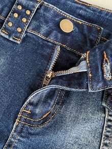 Elamini Shorts vaqueros casuales de mujer con dobladillo deshilachado y remaches - Azul - Ver 6