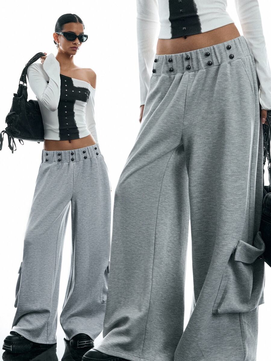 LYSMO Relaxed Fit Cargo Pants With Hand-Stitched Button Decor, Street Dance Style - Grey - View 1