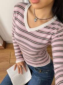 CovetEZ Casual Minimalist Style Pink Striped V-Neck Women's Sweater Suitable For Early Autumn - Multicolor - View 4