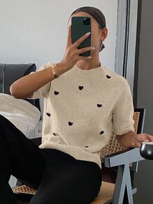 DAZY 心形装饰宽松短袖圆领休闲针织上衣，女款，春秋季 - 杏色 - 查看 4