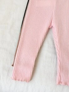 SHEIN Vintaside Kids 3件組女嬰秋冬緊身褲，韓系極簡可愛風格，羅紋荷葉邊飾邊，修身款，柔軟，黑色卡其色粉色 - 彩色 - 查看 5