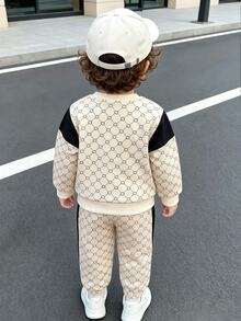SHEIN Casuvi Kids 男童秋冬長袖收口褲 2 件套 菱格紋印花上衣搭配運動長褲套裝 兒童生日 白色 - 彩色 - 查看 2