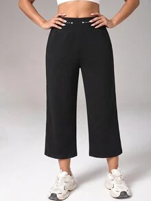 SHEIN Rhythm Era Women's Plus Size Solid Color Straight Leg Loose Fit Cropped Sports Pants - Black - View 4