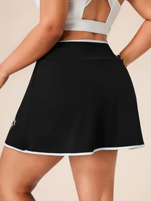 SHEIN Rhythm Era Women's Plus Size Criss-Cross Waist Letter Print Colorblock Pocket Sports Skort - Black - View 2
