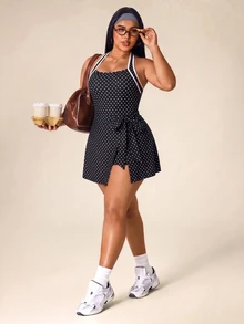SHEIN Rhythm Era Đầm thể thao nữ size lớn mùa xuân/hè phối màu họa tiết đen, cổ yếm, hở lưng, thắt dây trước, có quần short bên trong, có túi, tập gym, tennis - màu đen - Xem 7