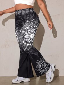 SHEIN Rhythm Era Women's Plus Size Floral Print Sports Kawaii Cow Girl Leggings Gym Black Summer - Multicolor - View 6