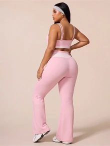 SHEIN Rhythm Era طقم رياضي نسائي مقاس كبير للربيع/الصيف، حمالة صدر رياضية بطبعة منقطة مرقعة مع حشوة قابلة للإزالة، شورت رياضي بخصر متوسط، وردي فاتح للجيم - وردي - مشاهدة 2