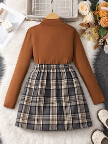 SHEIN 2件組女童長袖T恤與格紋裙套裝，適合外出、街頭、返校、校園穿著 - 卡其色 - 查看 2