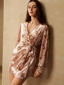 MOTF PREMIUM WOMEN'S LEAF PRINT LONG SLEEVE ROBE - Pink - View 1