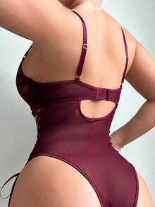 SHEIN Set Pakaian Dalam Bodysuit Seksi Renda & Jala 2 Potong untuk Wanita (Dengan Kawat Penyangga, 2 Pasang Stoking Jala) - Burgundy - View 2