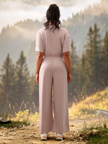 Exploreva Jumpsuit Kasual Wanita Warna Polos Berlipit untuk Aktivitas Luar Ruangan Sehari-hari - Merah - View 4