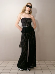 MOTF PREMIUM JUMPSUIT WANITA MODEL BANDEAU DENGAN KAKI LEBAR, MOTIF RENDA PATCHWORK UNTUK PAKAIAN KASUAL SEHARI-HARI - Hitam - View 4