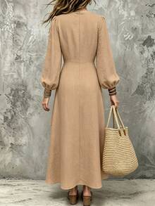SHEIN 駱駝色方領不對稱荷葉邊燈籠長袖休閒法式優雅秋季女款洋裝，適合早午餐與茶會 - 卡其色 - 查看 2