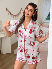 SweetSlumber طقم بيجامة نسائي من الساتان بطبعة قلب ونقاط بولكا وكرز وفيونكة، بياقة وأزرار أمامية، بتصميم حلو وكيوت وحيوي ومرح على ستايل Ins - أبيض - مشاهدة 5