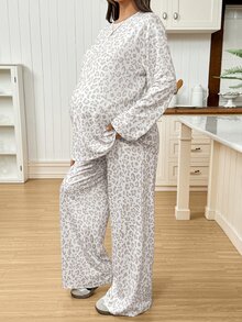 SHEIN Maternity Leopard Print Long Sleeve Top And Adjustable Waist Long Pants Casual Maternity Daily Photoshoot Formal 2 Pieces Set,Autumn White - White - View 9