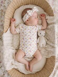 SHEIN 4pcs Newborn Baby Girl Summer Cute Knitted Cartoon Rabbit & Ditsy Floral Bodysuit Set - Multicolor - View 6