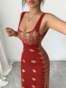 SHEIN Raffinéa 女款亮面深紅色夏季新款洋裝，方領細肩帶迷人露背開衩下擺修身高腰顯瘦，適合派對之夜、婚禮 - 紅木色 - 查看 6
