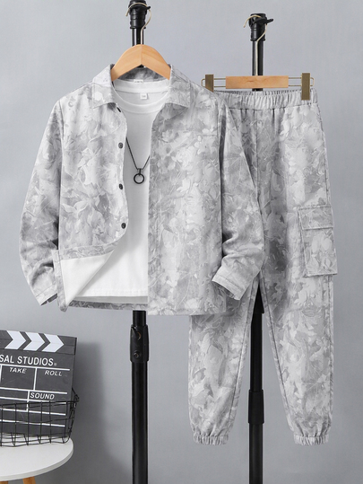 SHEIN Setelan 2 Potong untuk Anak Laki-Laki Remaja, Kasual Minimalis Klasik Keren dengan Motif Ranting, Gaya Y2K, Cocok untuk Streetwear, Setelan Kemeja Lengan Panjang dan Celana Olahraga Kasual dengan Motif Ranting, Desain Kerah, Cocok untuk Pakaian Sehari-hari, Liburan, dan Olahraga, Sepanjang Musim