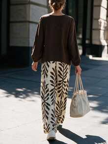 Louniche Setelan Kasual Liburan Wanita 2 Potong: Kemeja Linen Cokelat + Celana Panjang Motif Ranting Pohon - Coklat - View 2