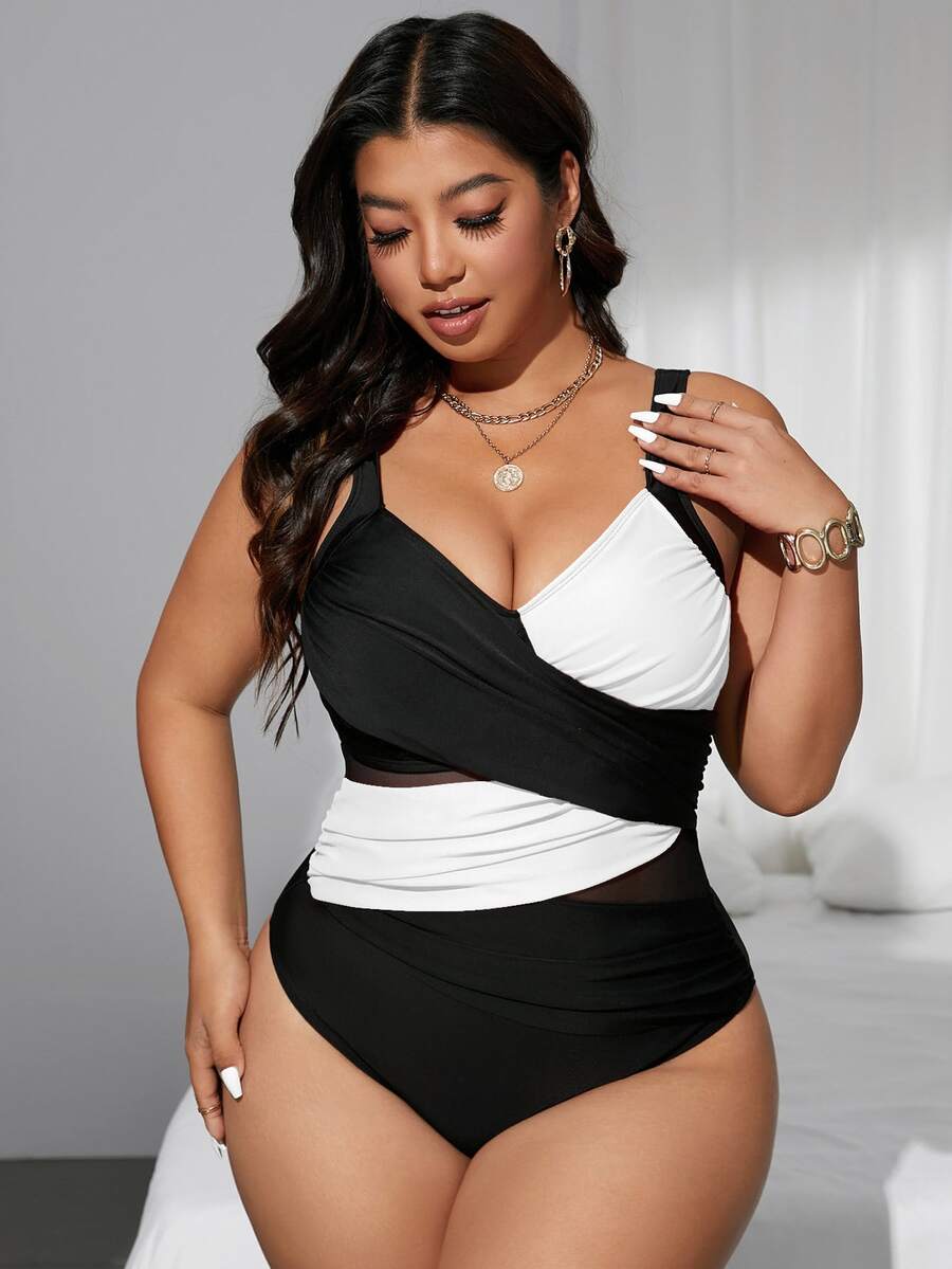SHEIN Swim Curve 大码女式交叉渐变色网眼拼接连体泳衣,夏季海滩度假 - 黑與白 - 查看 1