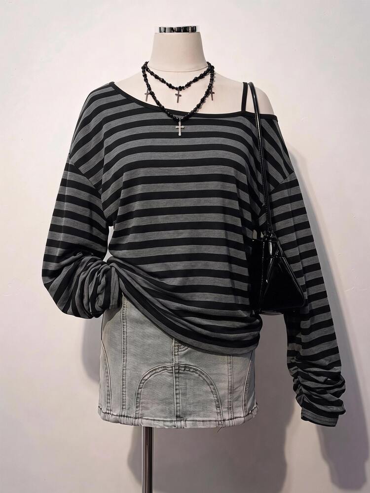 SHEIN بلوزة رياضية للفتيات المراهقات بطبعة مخططة وياقة غير متماثلة وأكتاف منسدلة - متعدد الألوان - مشاهدة 6