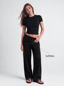 SHAPORA Women's Casual Solid Color Minimalist Short Sleeve T-Shirt & Pants Set - Black - View 4