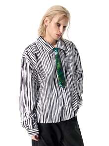 ROMWE MEN Beetlejuice X ROMWE قميص رجالي مخطط بياقة مطوية كاجوال متعدد الاستخدامات للارتداء اليومي - أبيض - مشاهدة 4