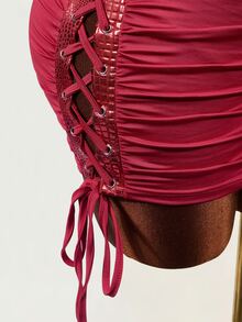 Mistrie Burgundy Crocodile Print Spaghetti Strap Bandeau Cinched Waist Top & Side Drawstring Ruched Bodycon Mini Skirt 2 Pieces Set, Sexy Party Outfit - Burgundy - View 10