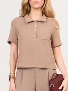 PRISCILA ESCOTO PRISCILA ESCOTO 女士修身 Polo 领金属纽扣装饰短袖 T 恤，夏季 - 卡其色 - 查看 3