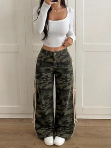SHEIN PETITE 女款迷彩休閒百搭牛仔長褲，附口袋與鈕扣，適合日常旅行、牛仔女郎造型，秋季迷彩演唱會穿搭 - 軍綠色 - 查看 3