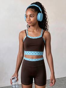 SHEIN Bộ áo crop hở vai và quần short cho bé gái tuổi teen – Đồ thể thao thường ngày thời trang, phù hợp chạy bộ ngoài trời và tập luyện đường dài - Cà phê nâu - Xem 5