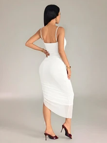 SHEIN PETITE 2026年女款春夏優雅復古黑色百褶荷葉邊不對稱下擺洋裝 - 白色 - 查看 2