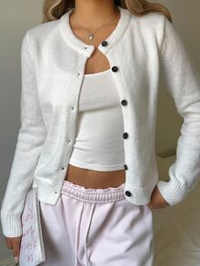 SHEIN BASICS 女款圓領純白色開襟針織衫 6顆鈕扣 秋季外套 返校季 教師節 小學教師休閒款 - 白色 - 查看 10